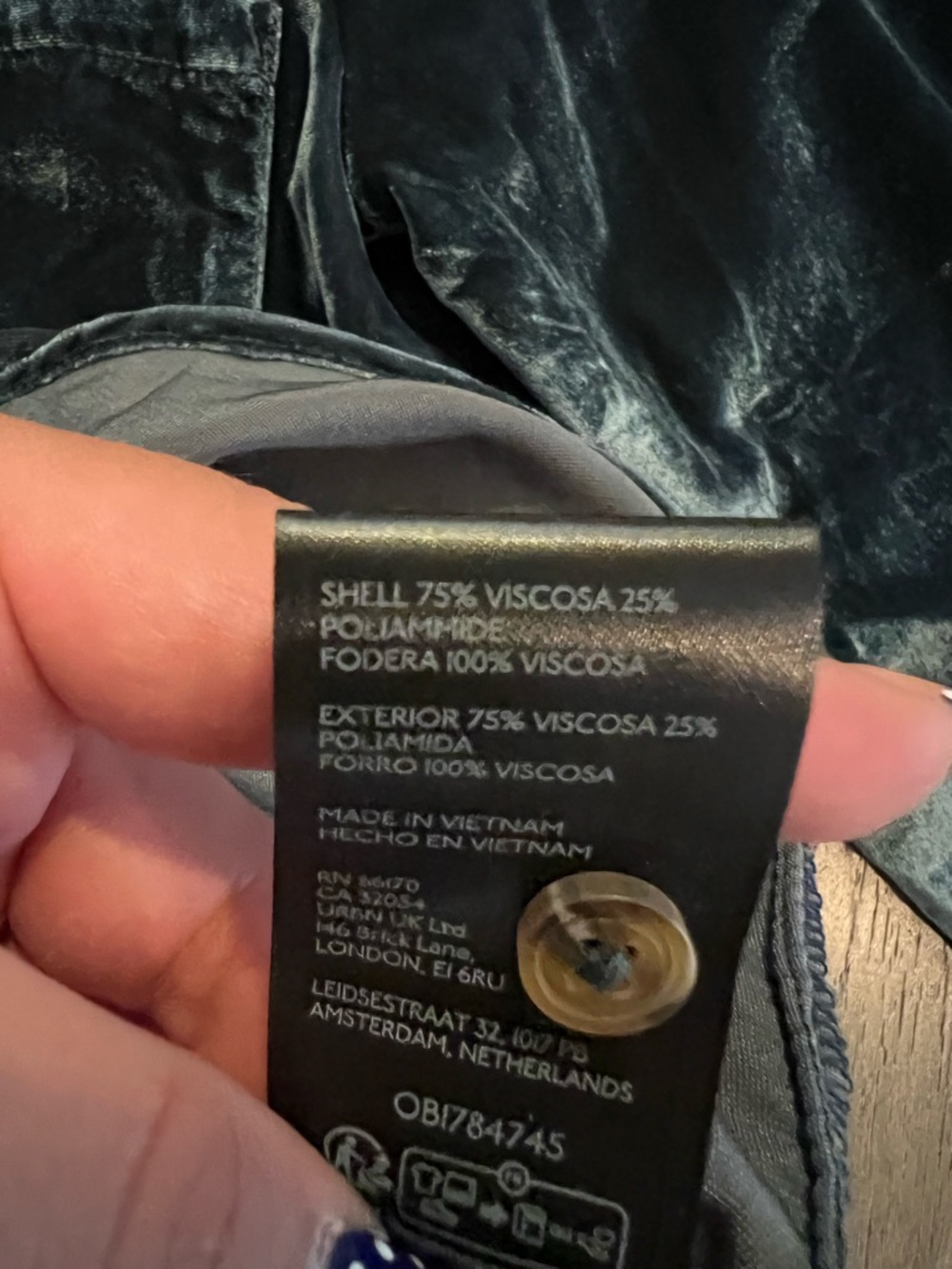 Anthropologie Pilcro The Hadley Relaxed Buttondown Velvet Edition - Picture 7 of 8